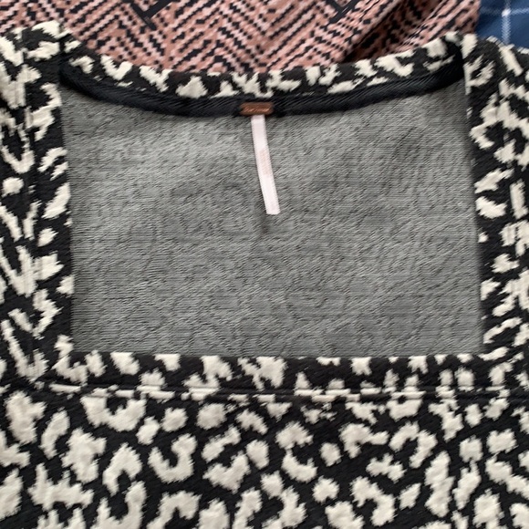 Free people size small top - Picture 3 of 6